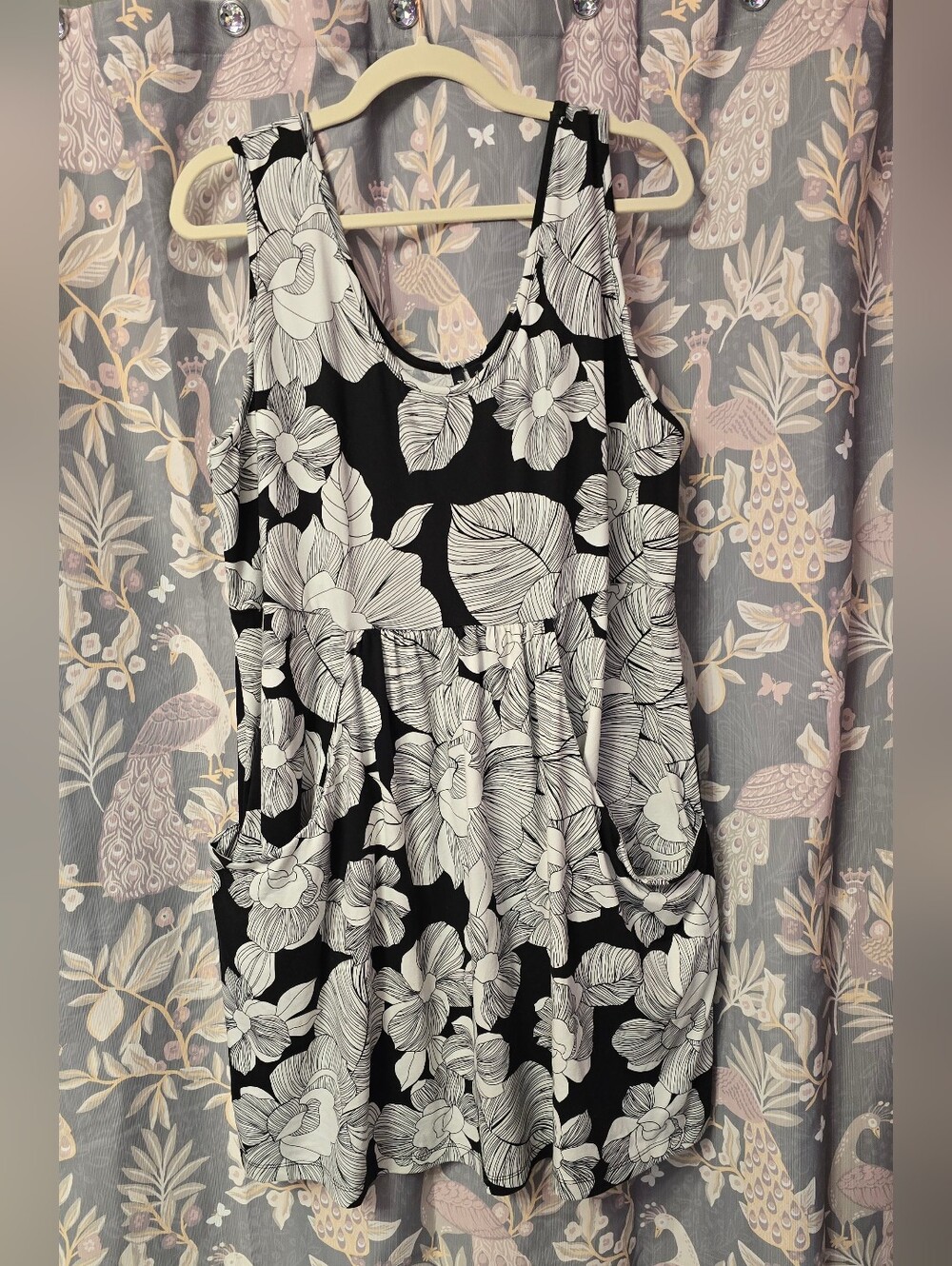 Black & White Floral Sleeveless Dress